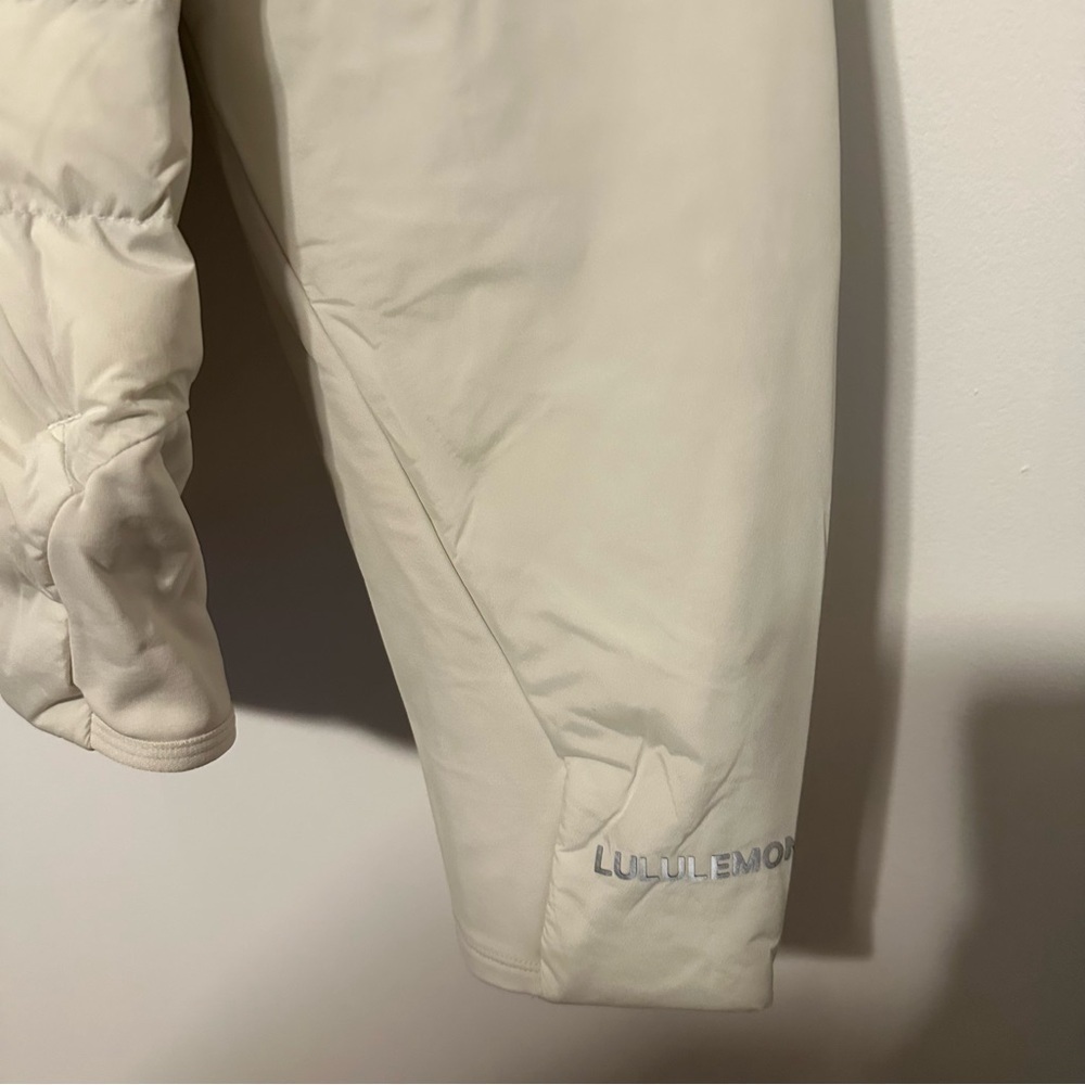 NWOT Lululemon Down for It All Hoodie - Picture 7 of 11